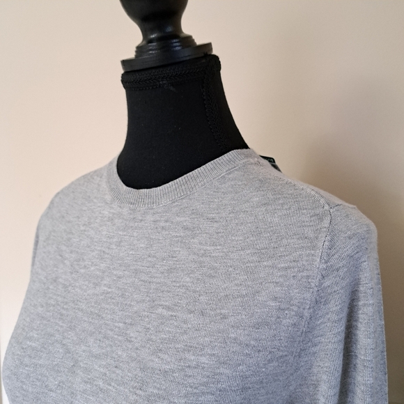 NWT Twik Grey Sweater Crewneck Long Sleeved Size Medium Knit Top Lightweight - Picture 5 of 12